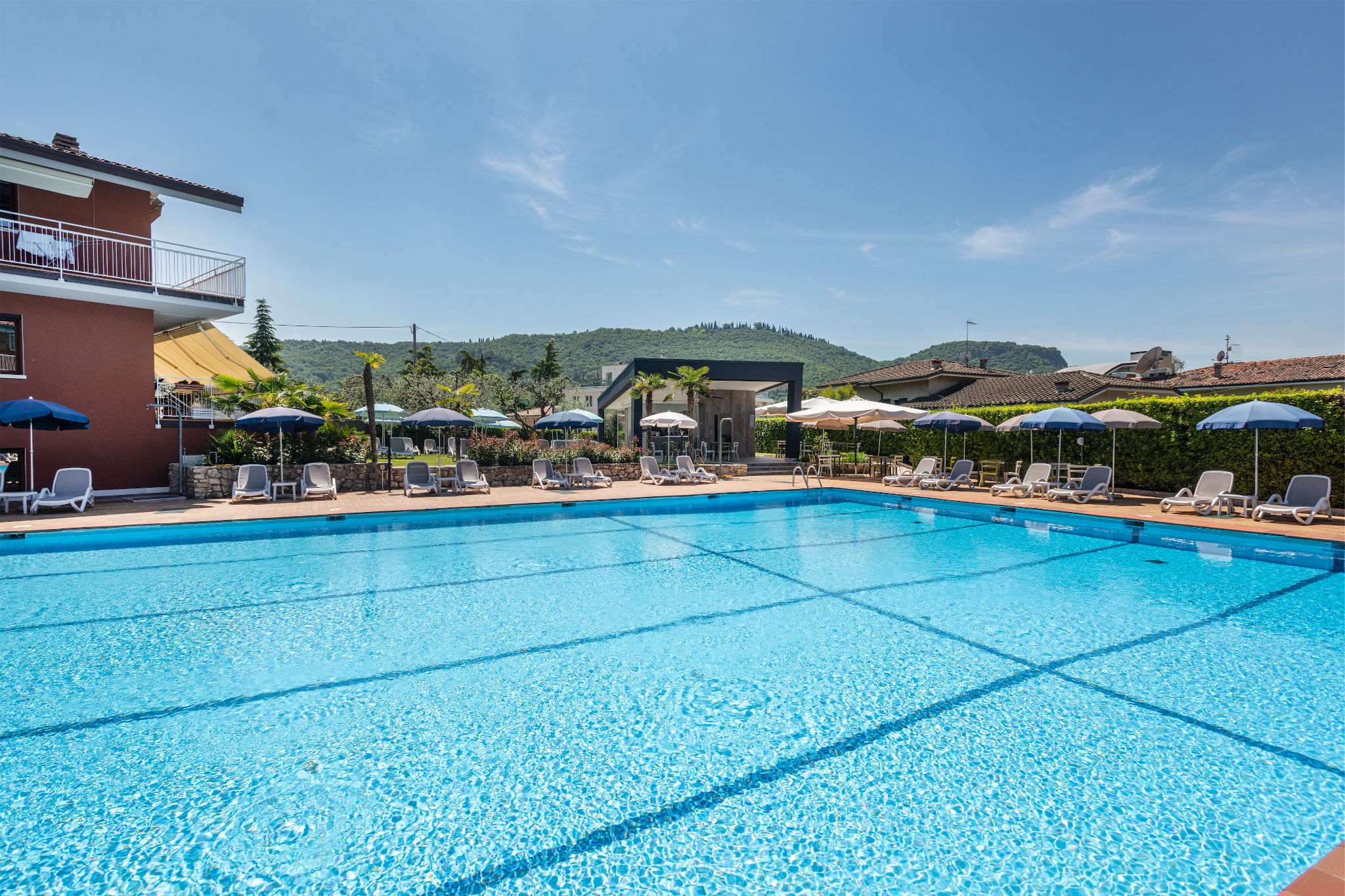 Grande piscina (24m x 13m)